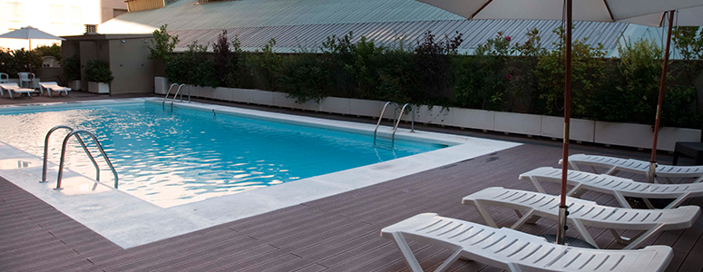 Apartamentos Juan Bravo Solarium Swimming pool